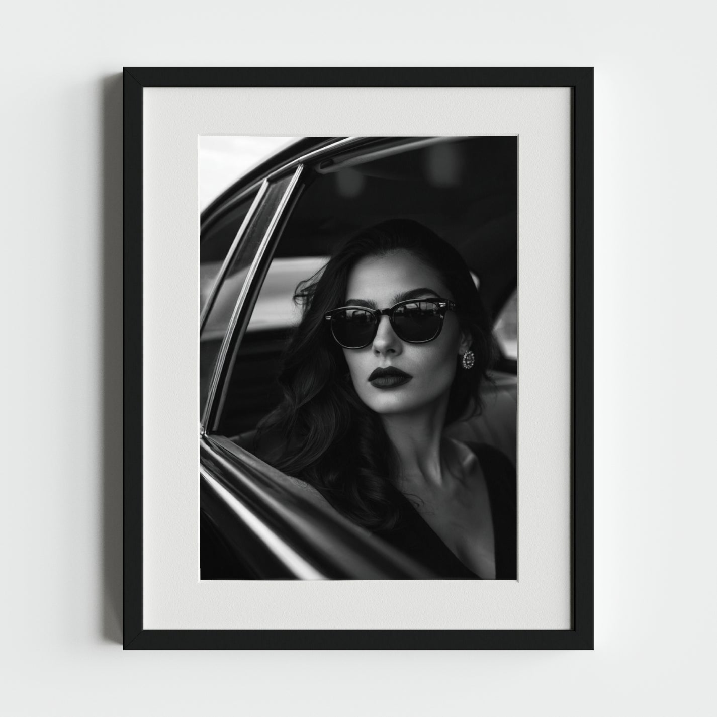 Elegant Black - and - White Portrait - heyvidashop